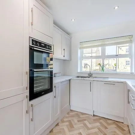 River Oak, Rainton * Dishforth